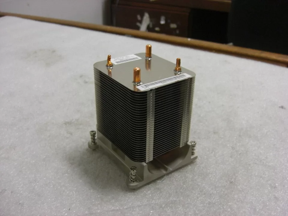 Disipador Heatsink Cooler CPU HP para Servidor ProLiant ML310e Gen8 v2 674818-001 674817-001 Producto de Segundo Uso